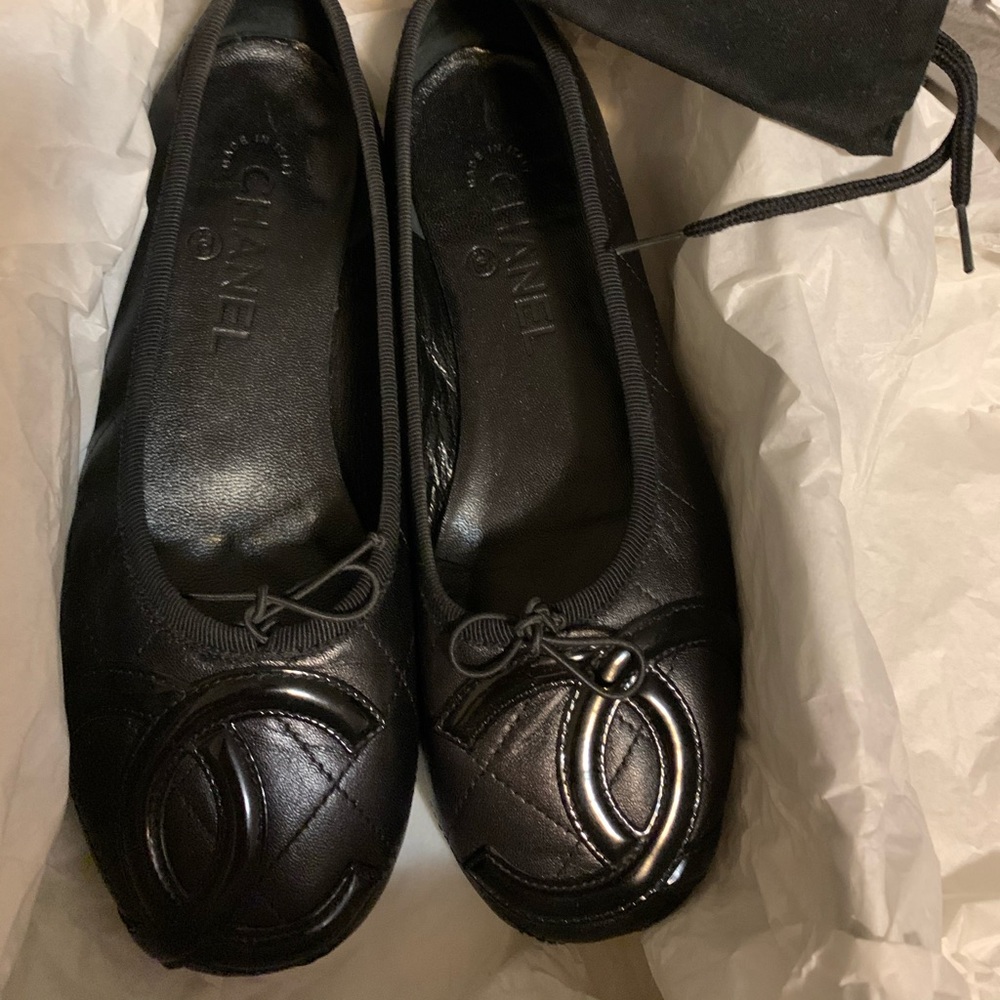 Black Chanel ballet flats